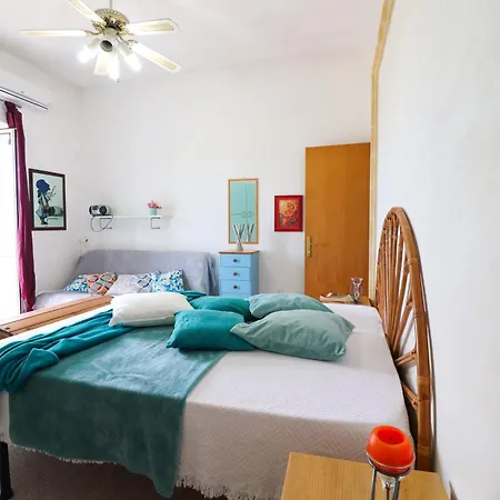 Holiday home Jasmine A